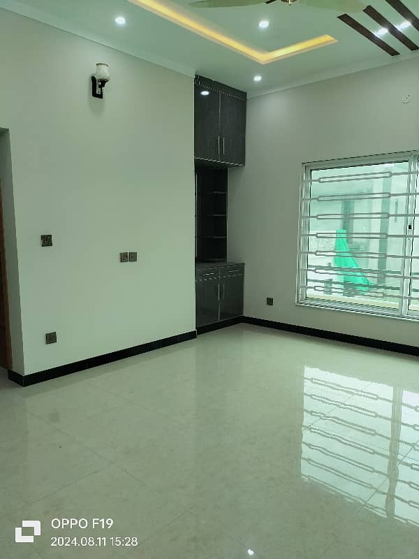 1 Kanal brand new upper portion for rent 8