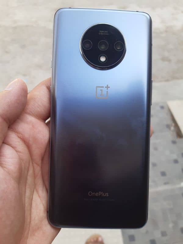 OnePlus 7T 8/128 0