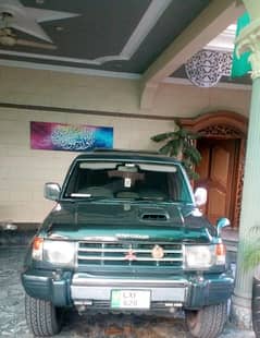 Mitsubishi Pajero 1993