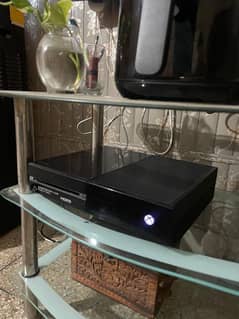 Xbox one 500 gb fresh condition slightly used 2 controllers