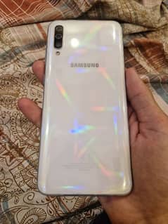 Samsung A70