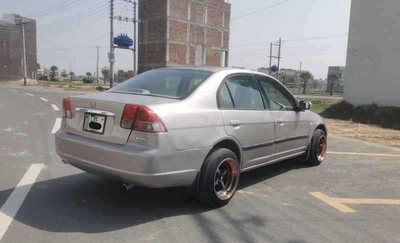 Honda Civic Vti 2002 Perfect ConditionBetrtn Corolla,City,Cultus,Alto 7