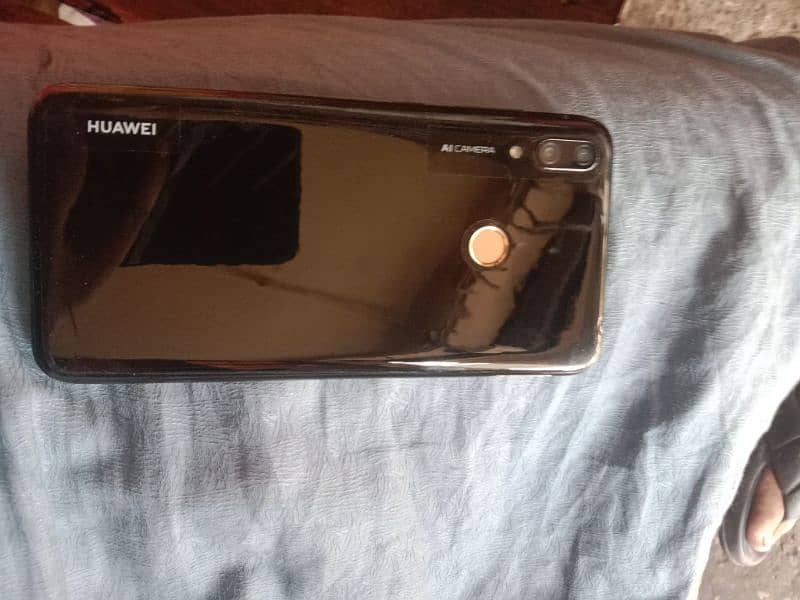 Huawei y7prime 4/64 1