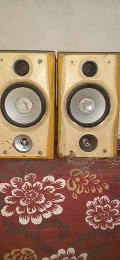 speakers