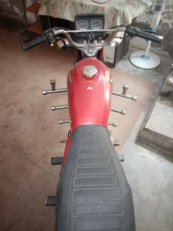 honda125 13 model 2