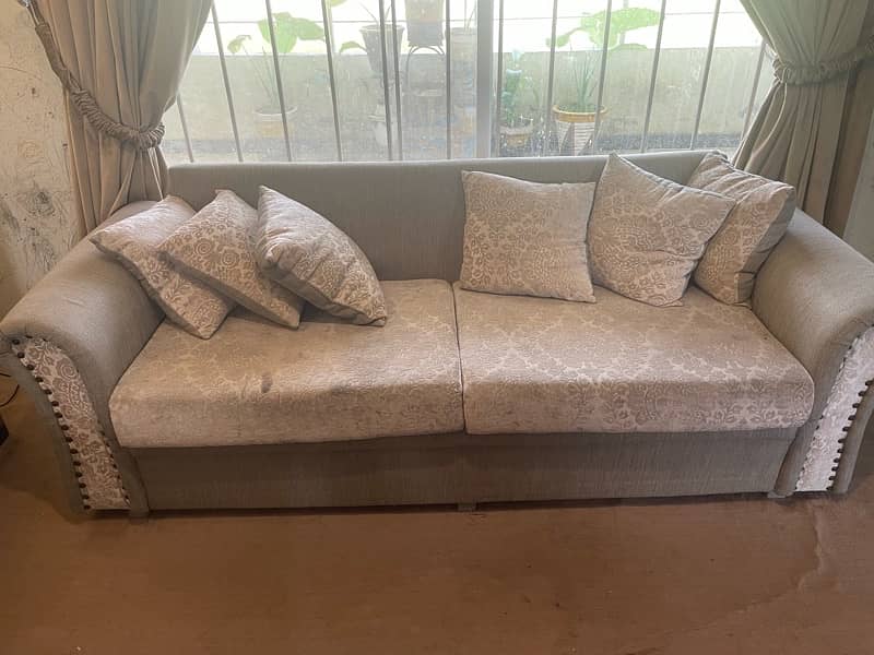 Sofa for Sale , 1