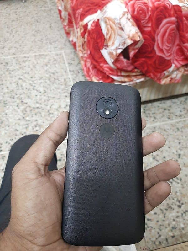 Motorola E5 play good condition 2gb 16gb pta approved sale n exchange 1