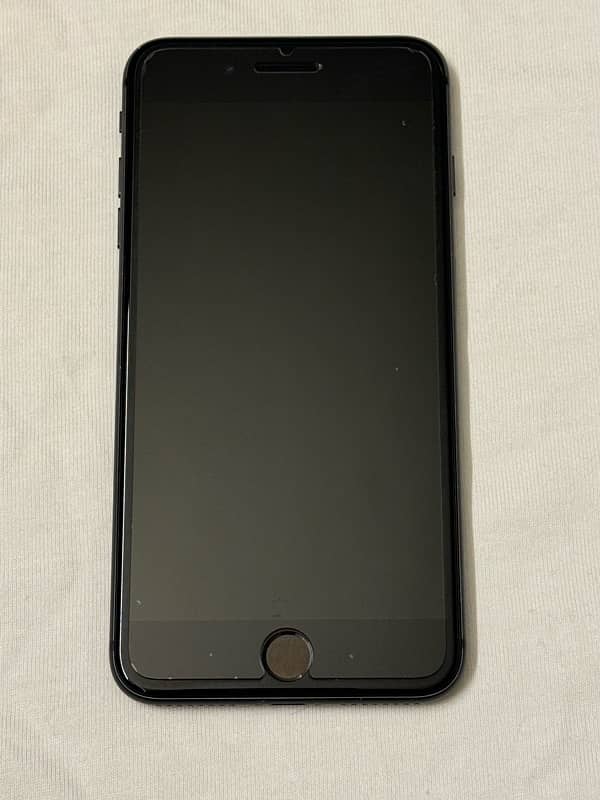 iPhone 8 Plus 256GB Pta unlocked – Excellent Condition! 1