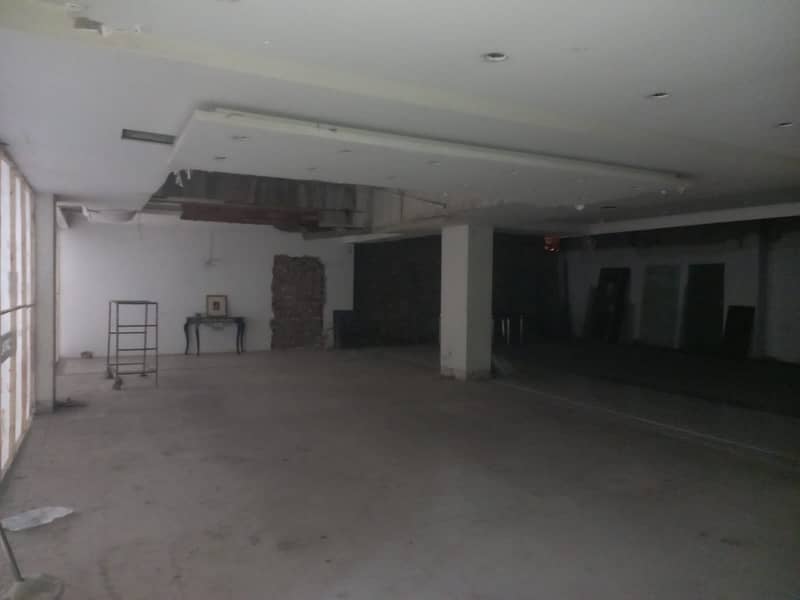 3400 Square Feet Prime Location Ground Floor Available For Rent 4