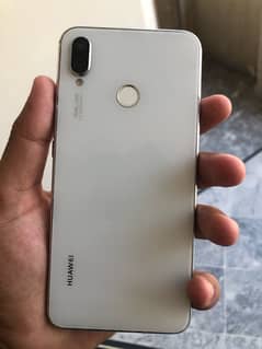 huawei nova 3i for sell 4+2/128 with charger urgent sell