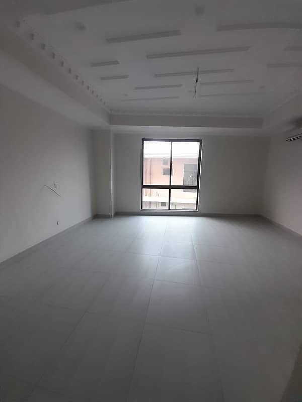 Fully Furnished Luxury 2 Bed Apartment For Rent In Gulberg Lahore 3