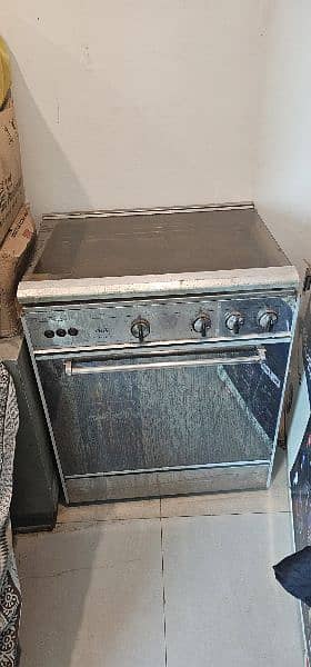 Urgently Selling Fischer Cooking Range 1