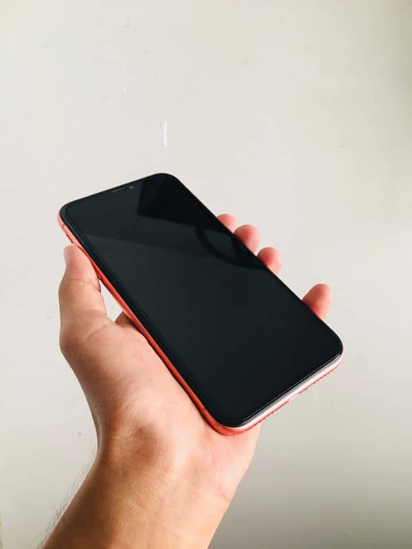 iphone XR 64Gb Non PTA Exchange Possible. 6