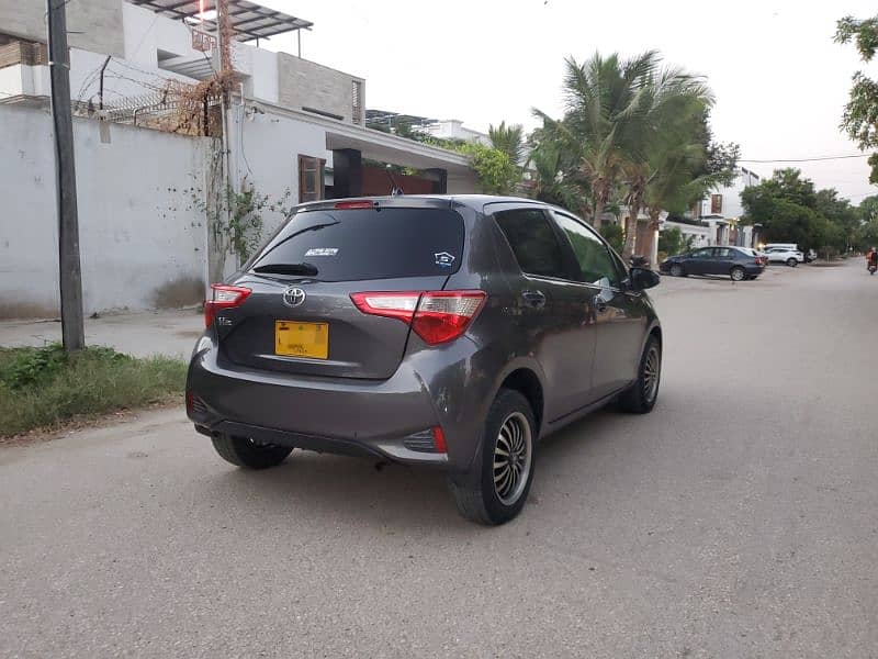 Toyota Vitz 2017 5