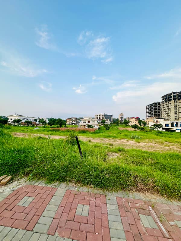 Corner Plot 10 Marla Best Location For Sale 16