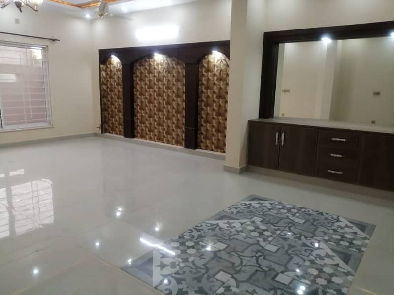 G-13 Beautiful Double Storey House 40x80 Sun Pindi Facing Available Investor Price 7