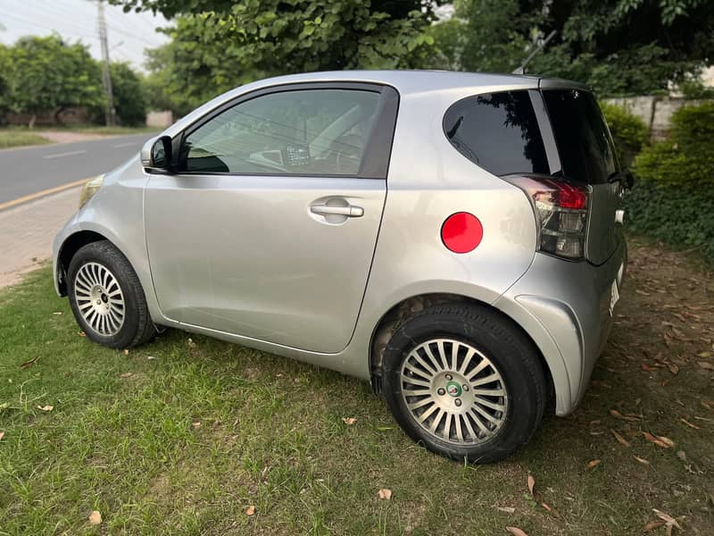 Toyota iQ 2010/12/14 2