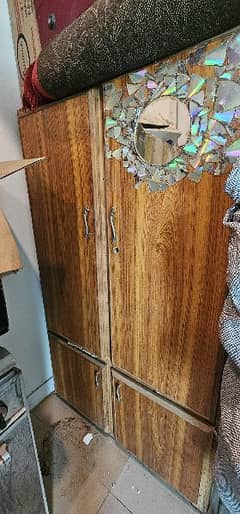 4 Door Wooden Wardrobe | Urgent selling