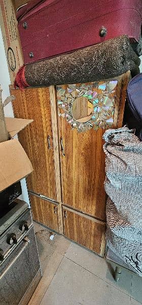 4 Door Wooden Wardrobe | Urgent selling 4