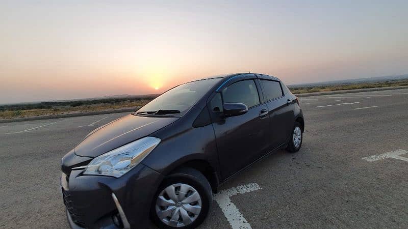 vitz available for Rent 3