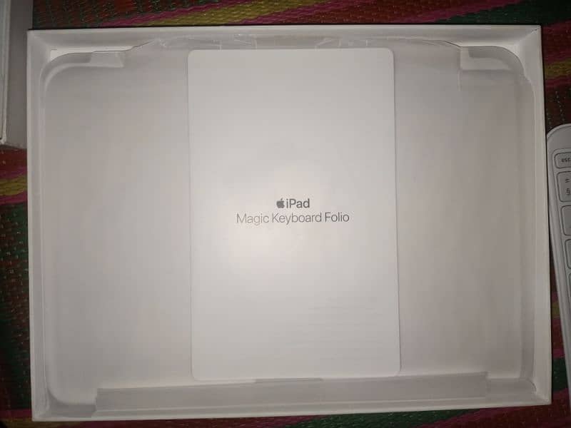 Ipad Magic Keyboard Folio 4