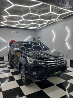 Toyota Hilux revo 2.8V 2021