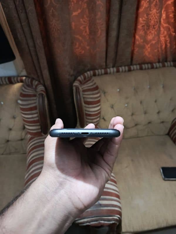 Iphone 11 LLA 128 Non pta 1