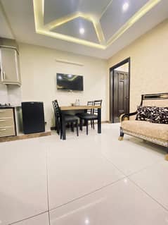 Luxury Studio/1 BHK/2 BHK available on daily basis