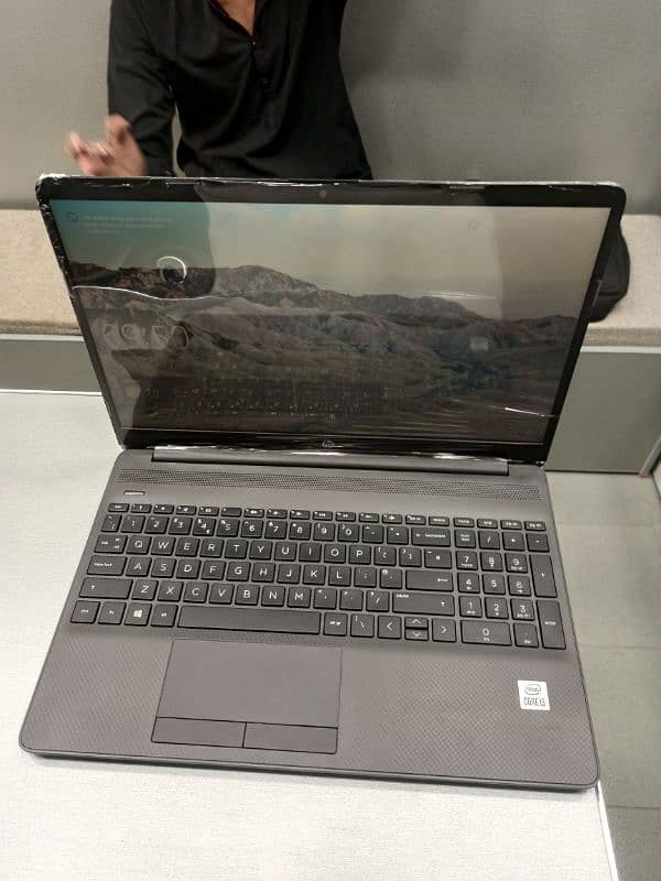 HP 250 G8 Core i5 10th Gen 1