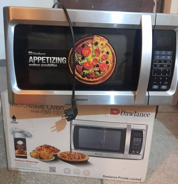 DAWLANCE MICROWAVE OVEN DW-132S 0