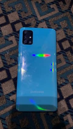 samsung a51 9/10 condition with original charger , box