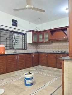 to bedroom with separate gate ground portion for rent demand 75000