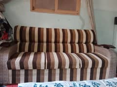 Sofa set 5 seater( 3 seater and 1 1 seater )