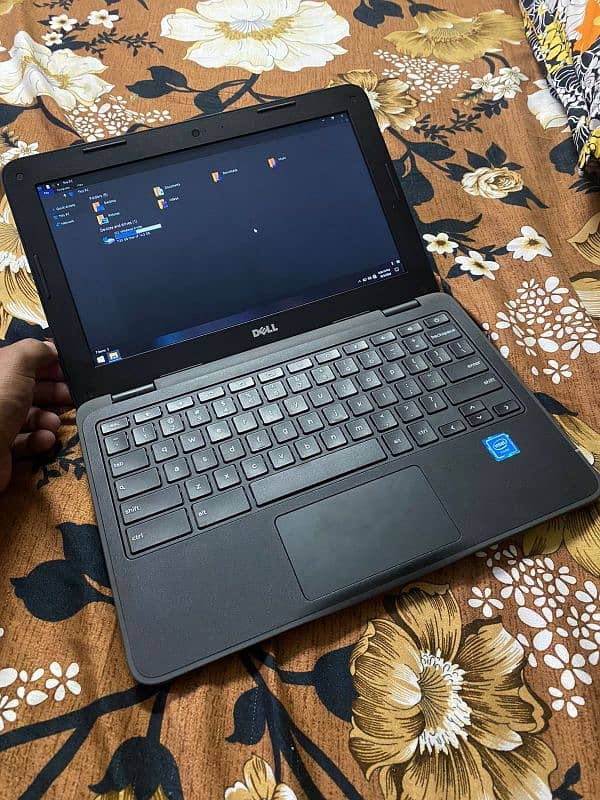 Chrome Os Laptop 4/16 Luxh Condition Good Working 2