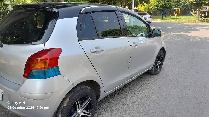 Toyota Vitz 2012 8