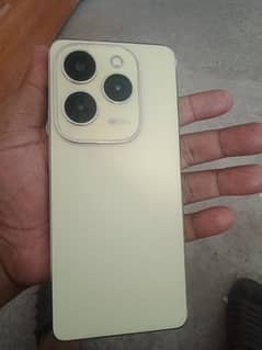 infinix Hot 40