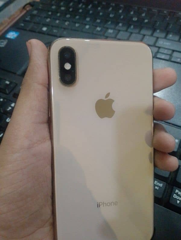 iphone xs non pta gold colour 3