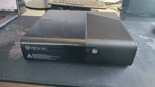 xbox 360 E Slim (Final Version) 0