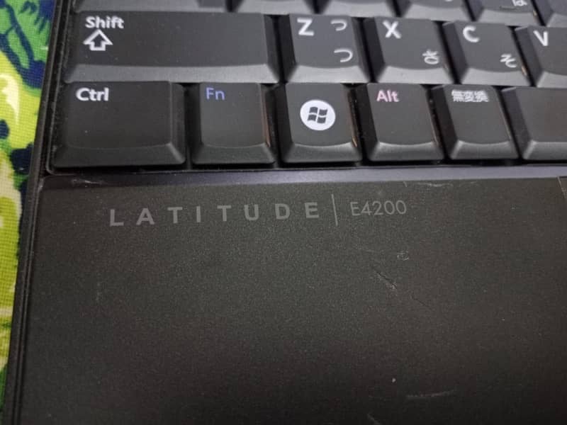 lattitude E 4200 1