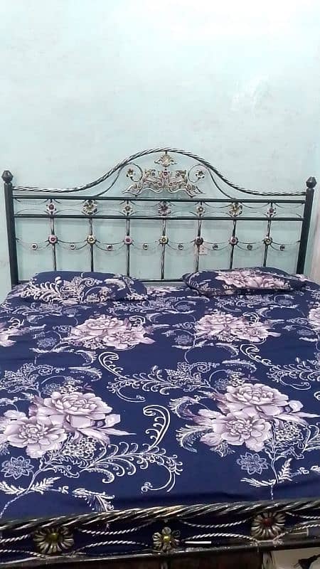 king size iron bed 2