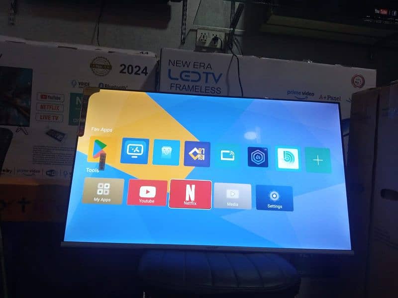 55"INCHESS LETESTS Models Androids Samsung smrt UHD led TV O323O9OO129 0