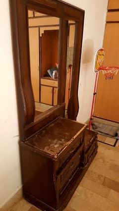 urgent selling dressing table