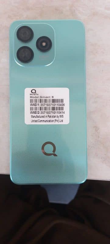 QMobiile samat 8 . . 4+4 Ram 128 Storage 9