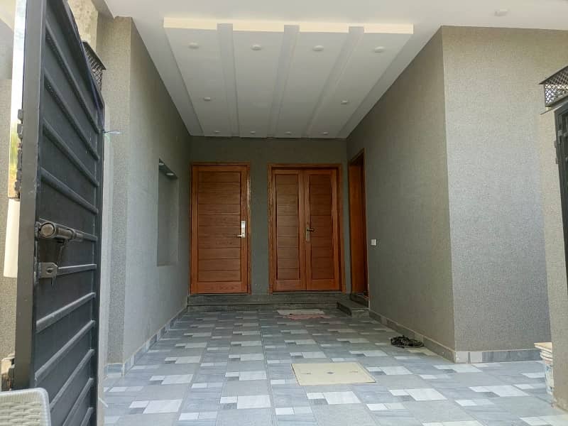 BRAND NEW HOUSE FOR SALE 5 MARLA 0