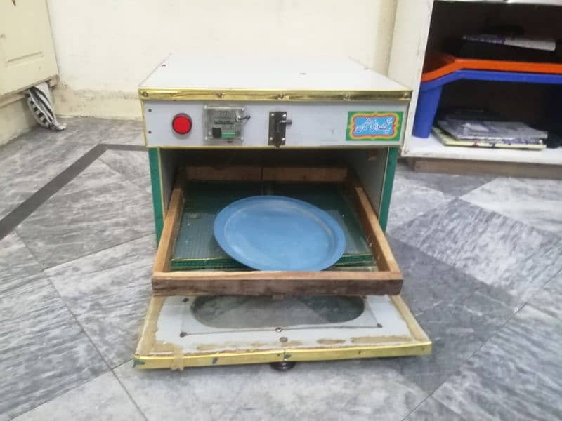 incubator machine 50 eggs space 2