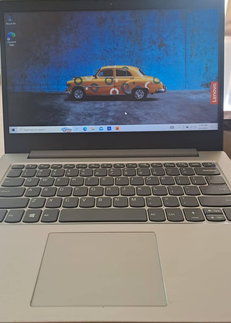 Sparingly used Lenovo Notbook Ideapad Slim 4