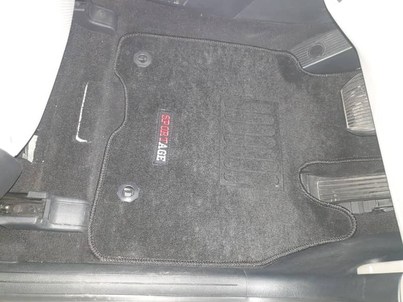 Car Mats Aqua, Vitz, Suzuki Cultus, Alto, Swift, Wagnor, Nissan Days, 19