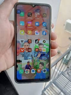 Tecno spark 10 c 4 128 GB exchange possible