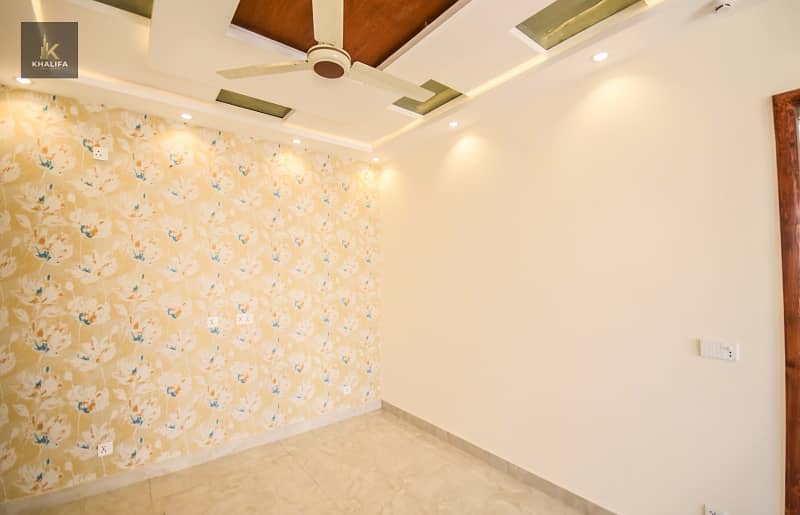 5 Marla Luxury House Available For RENT In DHA 9 Town Lahore 10