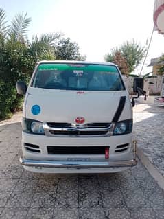 Toyota hiace 2011 Automatic transmission for sale urgent.